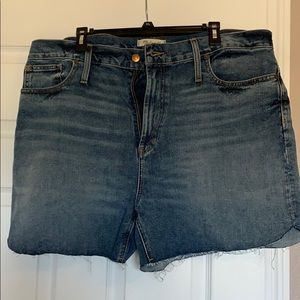 Madewell the perfect jean short size 34